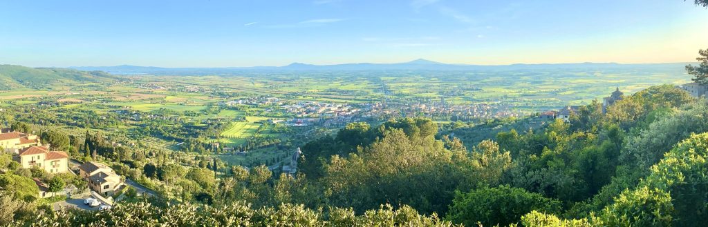 Getting around Cortona — transport guide for visitors to Cortona, Tuscany